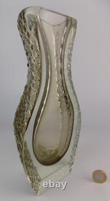 Vase en verre d'art Murano Mandruzzato Sommerso énorme et lourd couleur citron