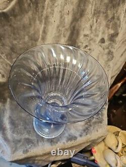 Vase en verre d'art Murano italien antique (années 1920) bleu soufflé à la main en spirale grand