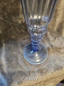 Vase en verre d'art Murano italien antique (années 1920) bleu soufflé à la main en spirale grand