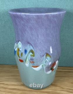 Vase en verre d'art Strathearn vintage vert/lilas avec saumon bondissant et plat assorti