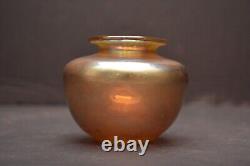 Vase en verre d'art Studio Vintage David P Salazar Iridescent Gold Aurene signé DPS