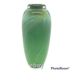 Vase en verre d'art Vintage signé Steven Main 1989 en coffret 7 Main Studio vert clair