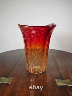 Vase en verre d'art bullicante rouge et or soufflé à la main de Murano vénitien des années 1960