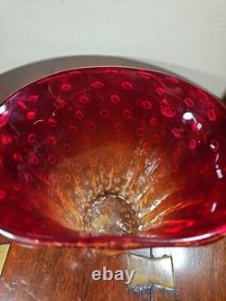 Vase en verre d'art bullicante rouge et or soufflé à la main de Murano vénitien des années 1960