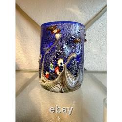 Vase en verre d’art de style Murano cobalt millefiori aventurine dorée à plumes tirées