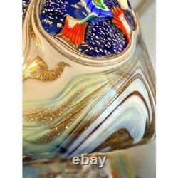 Vase en verre d’art de style Murano cobalt millefiori aventurine dorée à plumes tirées