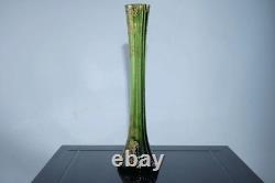 Vase en verre d'art émaillé or vert Moser C1900
