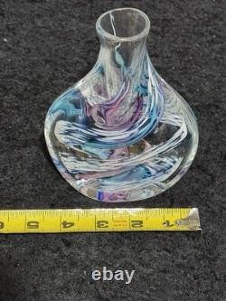 Vase en verre d'art en papier de Robert L Hamon, soufflé en studio, signé, tourbillon de 6 rubans