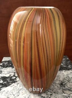 Vase en verre d'art italien de style Mid Century Modern, à plume tirée, Italie, 8½ x 6.