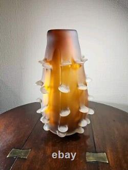 Vase en verre d'art italien vintage du milieu du siècle, satiné, corroso, tiré.