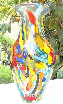 Vase en verre d'art multicolore à confettis en style Murano soufflé à la main de 10,5 pouces