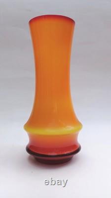 Vase en verre d'art polonais Zbigniew Horbowy des années 1970, design moderne du milieu du siècle Sudety Barbara