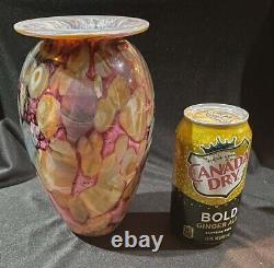 Vase en verre d'art rose moucheté de studio de Robert EICKHOLT de 1998 signé VSAG