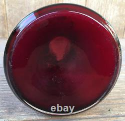 Vase en verre d'art rouge et clair avec bordure ondulée appliquée au milieu du siècle moderne ancien