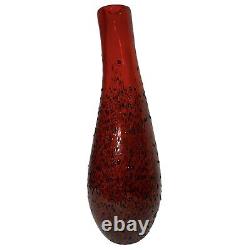 Vase en verre d'art rouge et noir vintage lourd de 15 pouces de hauteur en verre éclaboussé soufflé à la main lisse