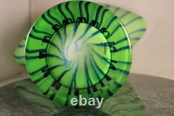 Vase en verre d’art soufflé à la main MCM oriental lourd de 12 pouces, vert, avec motif en canne tirée
