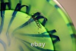 Vase en verre d’art soufflé à la main MCM oriental lourd de 12 pouces, vert, avec motif en canne tirée