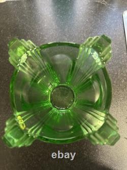 Vase en verre d'uranium lourd absolument éblouissant, brille magnifiquement, art déco UV