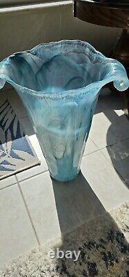 Vase en verre de Murano Art Déco de 20 pouces de hauteur