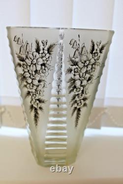Vase en verre émaillé Art Déco des années 1930 inhabituel