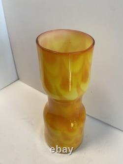 Vase en verre gainé scandinave des années 60, motif paon, d’Elme Glasbruk