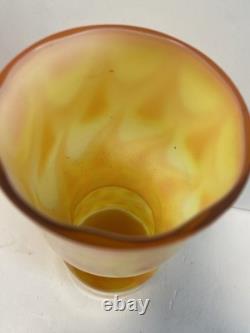 Vase en verre gainé scandinave des années 60, motif paon, d’Elme Glasbruk