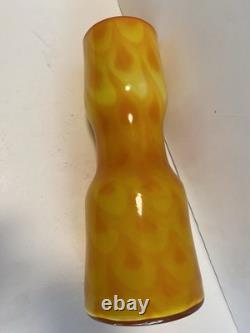 Vase en verre gainé scandinave des années 60, motif paon, d’Elme Glasbruk