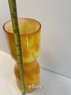 Vase en verre gainé scandinave des années 60, motif paon, d’Elme Glasbruk