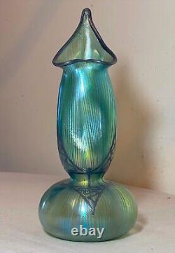 Vase en verre irisé Bohemian Loetz en argent sterling antique avec superposition de style Art Nouveau
