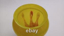 Vase en verre jaune à plumes tirées Art déco Rindskopf, vers 1930, verre d’art bohémien