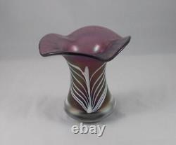 Vase en verre rare et stylé en verre irisierend, art en verre designer probablement de Poschinger