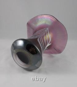 Vase en verre rare et stylé en verre irisierend, art en verre designer probablement de Poschinger