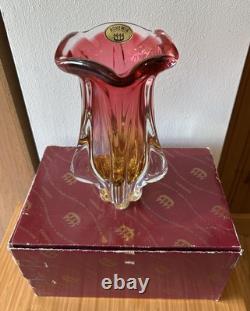 Vase en verre rose et orange des Verreries de Chribska vintage par Josef Hospadka MCM