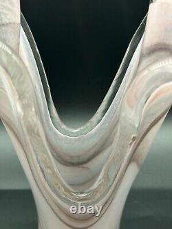 Vase en verre sculptural étonnant par Maden Di Marta Leo