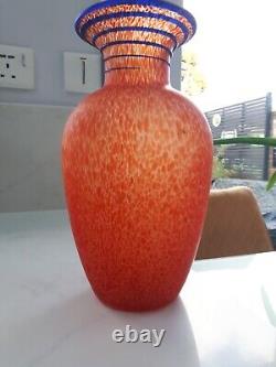 Vase en verre soufflé Murano 2 en verre orange art. Verre dépoli. Environ 1960