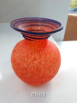 Vase en verre soufflé Murano 2 en verre orange art. Verre dépoli. Environ 1960