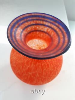 Vase en verre soufflé Murano 2 en verre orange art. Verre dépoli. Environ 1960