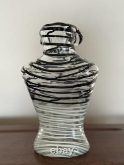 Vase en verre soufflé Murano design tourbillon noir et blanc en verre d'art