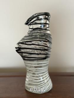 Vase en verre soufflé Murano design tourbillon noir et blanc en verre d'art