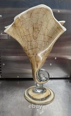 Vase en verre soufflé à la main Jozefina Krosno Pologne Grand centre de table rare en forme de mouchoir