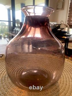 Vase en verre soufflé à la main signé Stephen Morris 1979. Australien