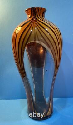 Vase en verre soufflé de Murano vintage antique classique avec un design complexe, 15 T