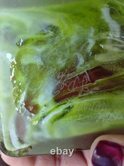 Vase en verre unique signé