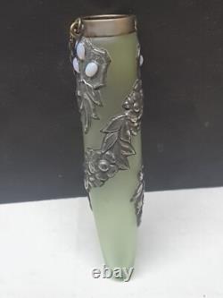 Vase suspendu en verre Art Nouveau de 19 cm de haut (R4 S2 B4)