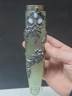 Vase suspendu en verre Art Nouveau de 19 cm de haut (R4 S2 B4)