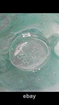 Vase vintage en verre Strathearn des années 1960 avec inclusions de cuivre, saumon bondissant, marque Pontil