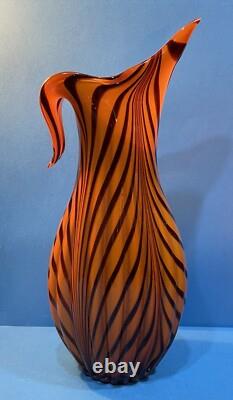 Vase vintage en verre soufflé à la main avec rayures de tigre