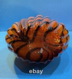Vase vintage en verre soufflé à la main avec rayures de tigre