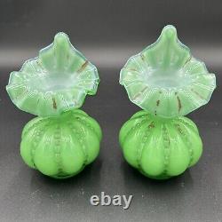 Vases en forme de melon Jack-in-the-pulpit perles vertes Fenton 5 1/4 en excellent état A+++