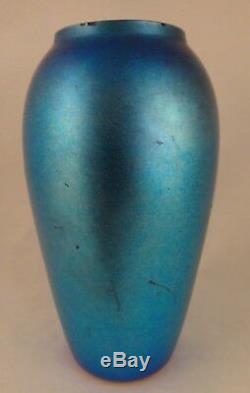Victor Durand Bleu Aurene Art Glass Vase. 5 5/8, Nice Irisation. C. 1910-1925